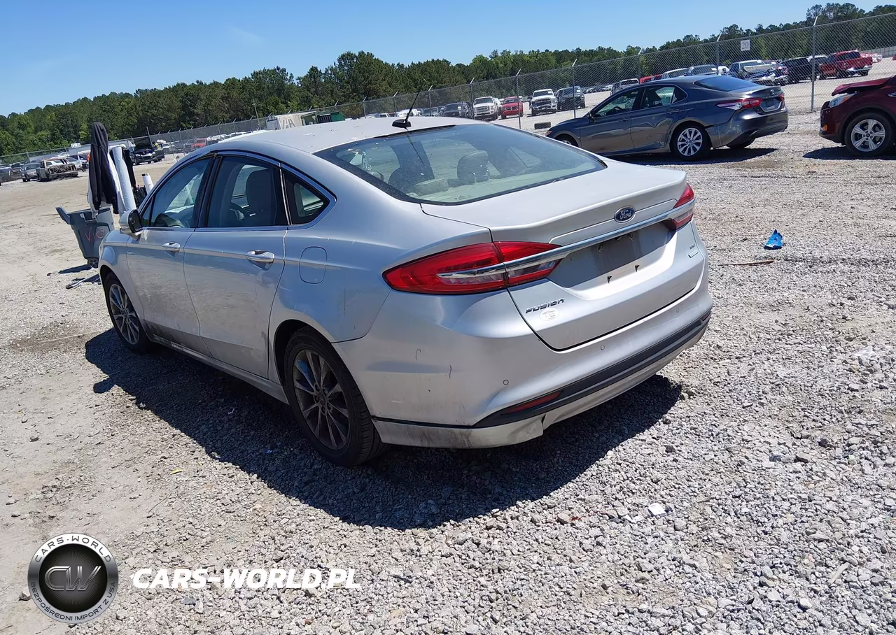 2017 Ford Fusion Se VIN:3FA6P0HDXHR137977 - 3