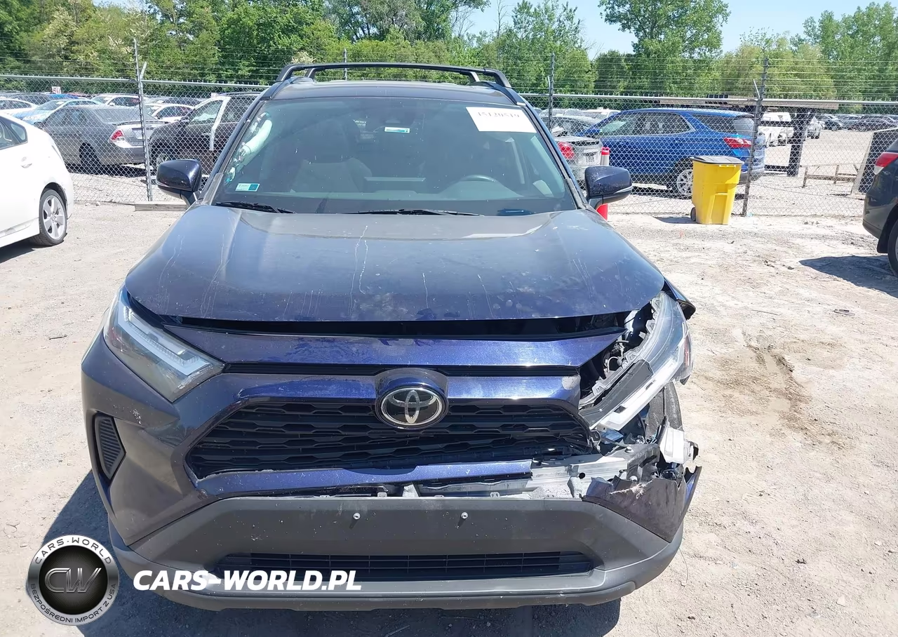 2022 Toyota Rav4 Xle VIN:2T3P1RFV5NW281010 - 13