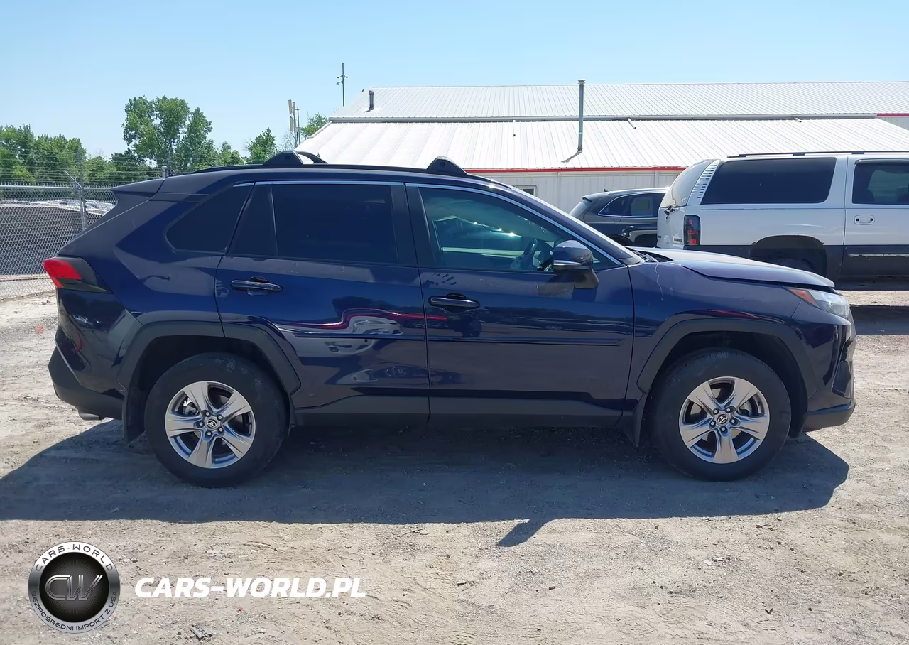 2022 Toyota Rav4 Xle VIN:2T3P1RFV5NW281010 - 14