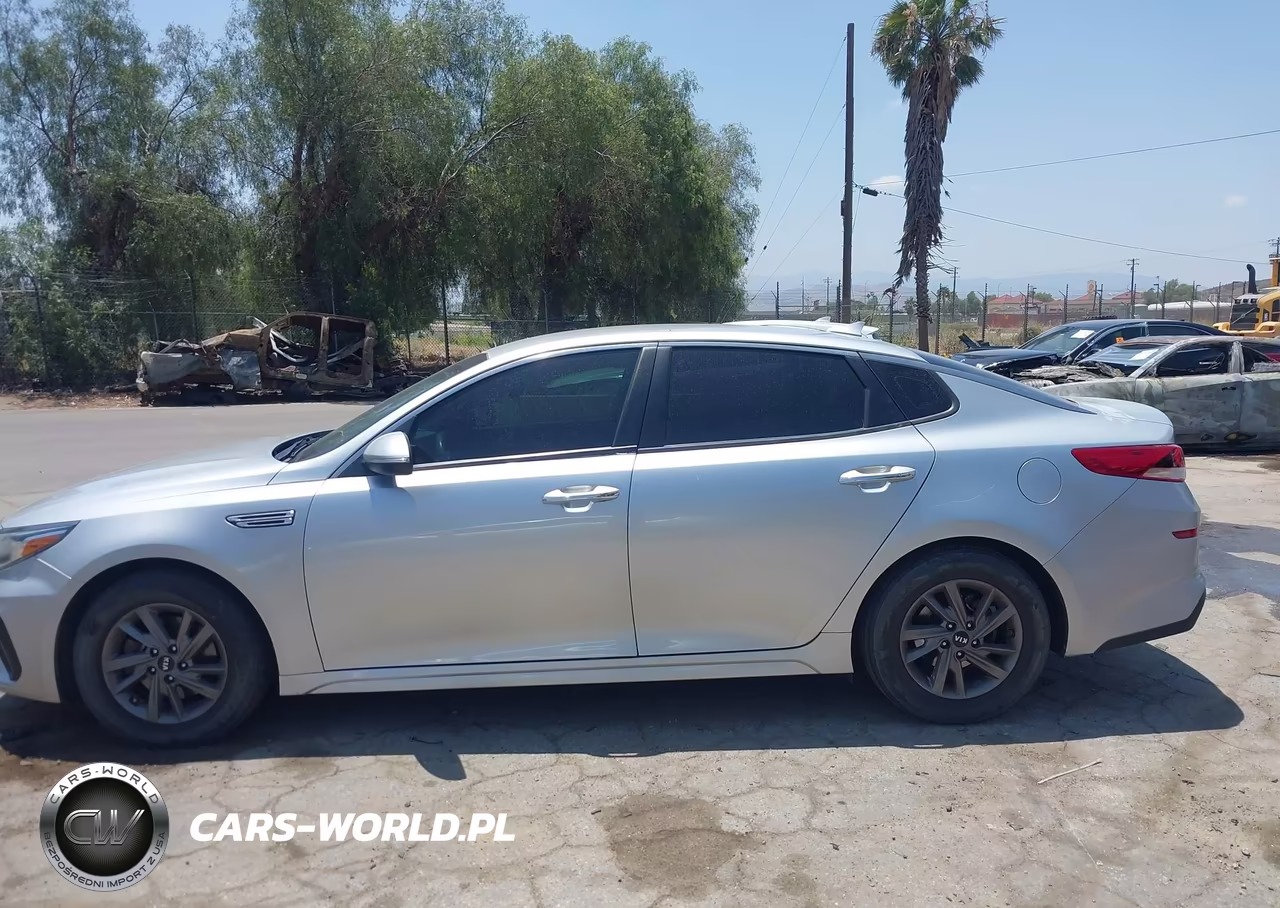 2020 Kia Optima Lx VIN:5XXGT4L3XLG431306 - 14
