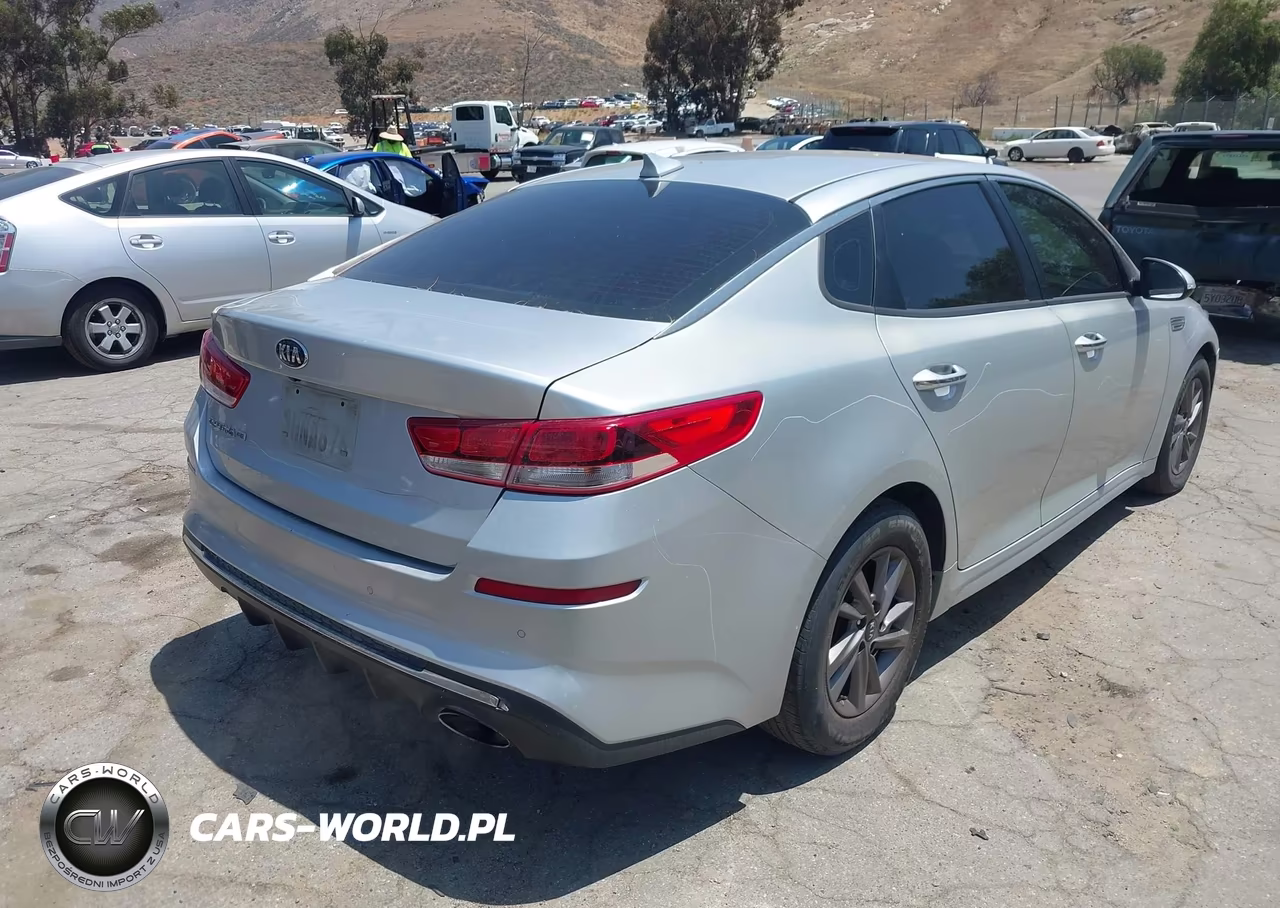 2020 Kia Optima Lx VIN:5XXGT4L3XLG431306 - 4