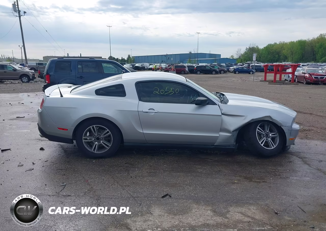 2012 Ford Mustang V6 Premium VIN:1ZVBP8AM3C5261633 - 13