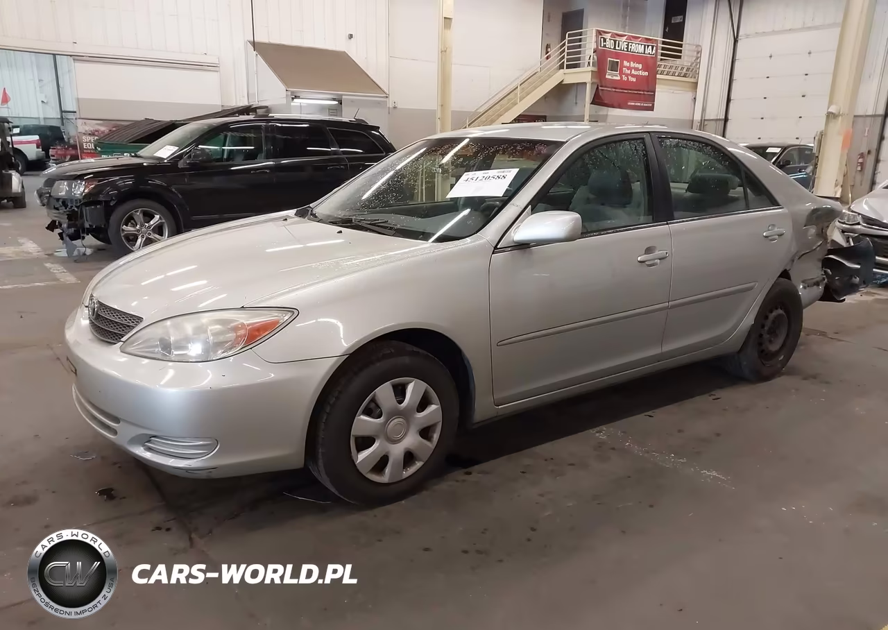 2002 Toyota Camry Le VIN:JTDBE32K220135221 - 2