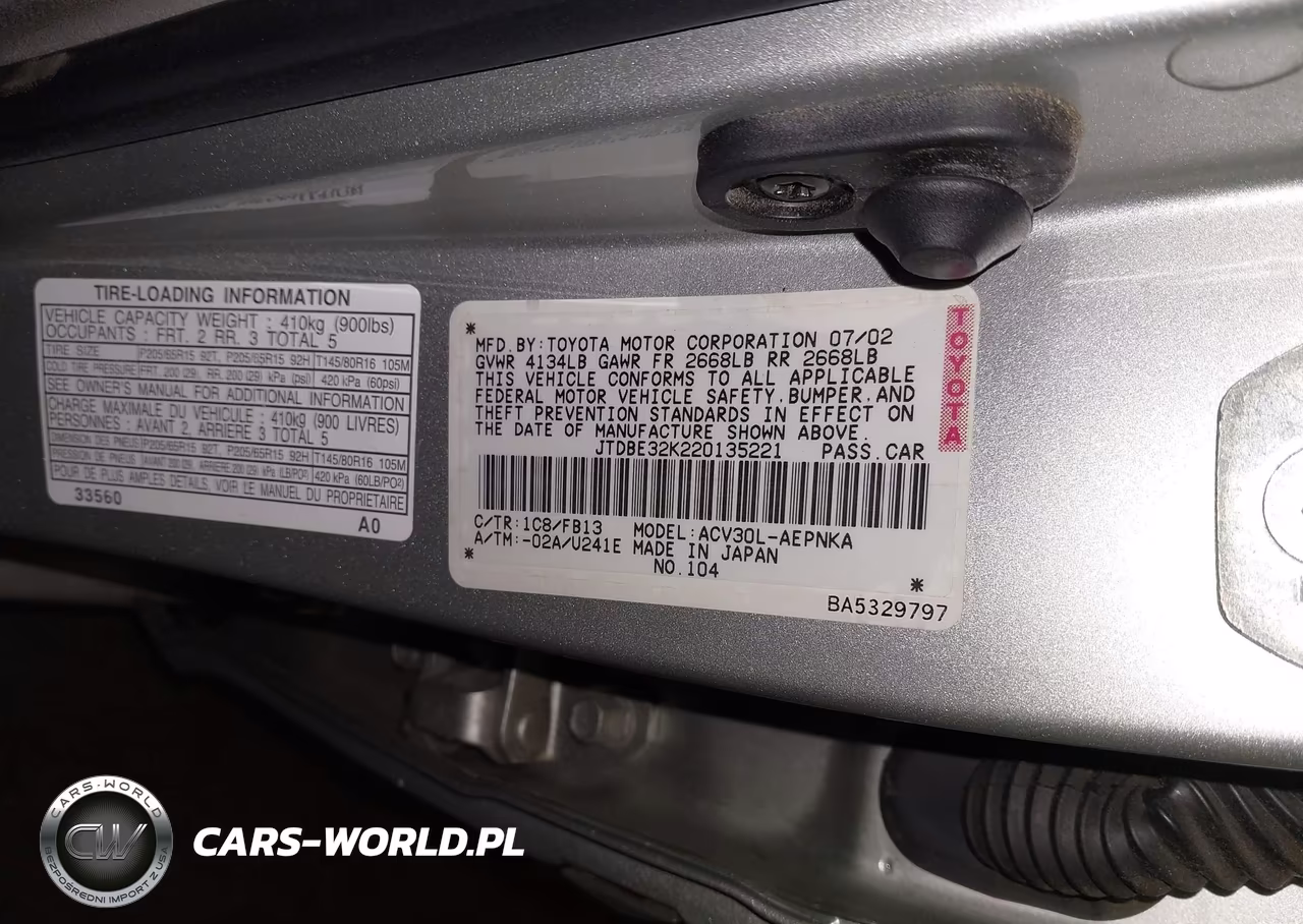 2002 Toyota Camry Le VIN:JTDBE32K220135221 - 9
