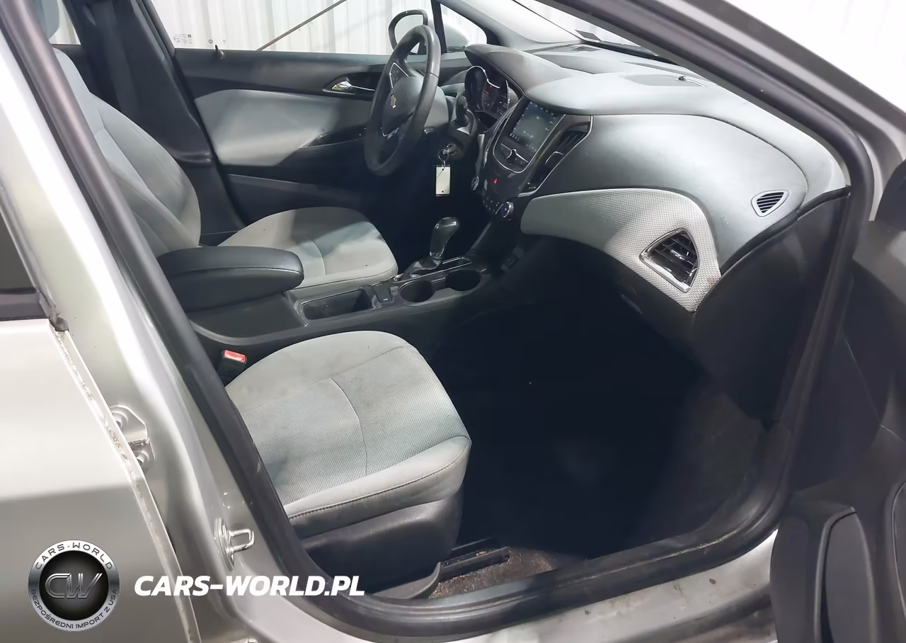 2019 Chevrolet Cruze Ls VIN:1G1BC5SM5K7149911 - 5
