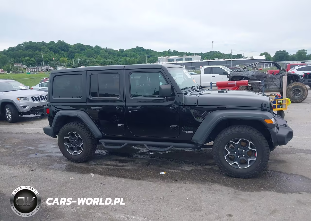 2021 Jeep Wrangler Unlimited Sport S 4X4 VIN:1C4HJXDG3MW723263 - 13