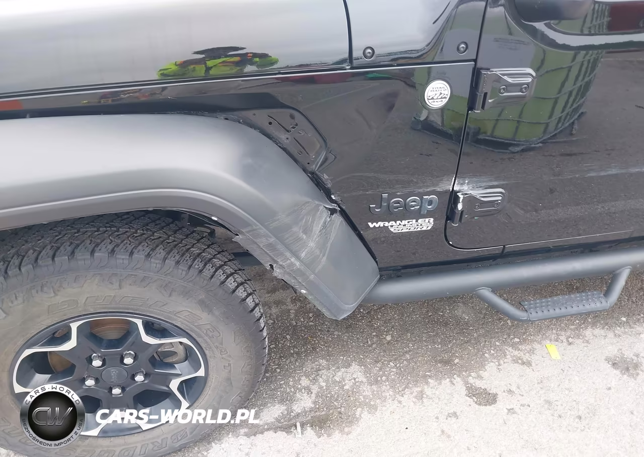 2021 Jeep Wrangler Unlimited Sport S 4X4 VIN:1C4HJXDG3MW723263 - 17