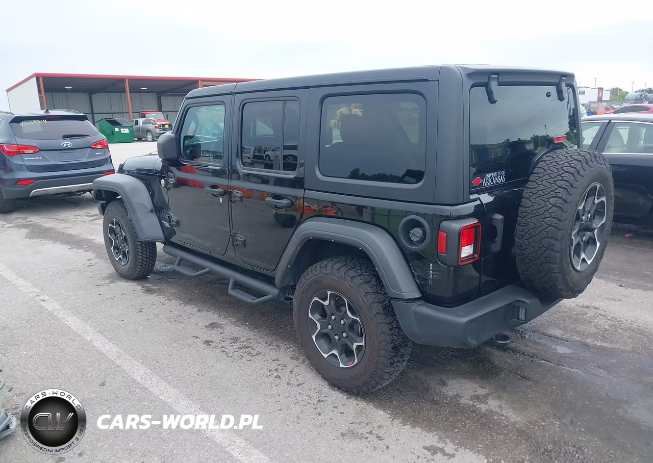 2021 Jeep Wrangler Unlimited Sport S 4X4 VIN:1C4HJXDG3MW723263 - 3