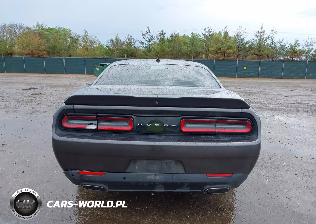 2018 Dodge Challenger Sxt Plus VIN:2C3CDZAG5JH276869 - 16