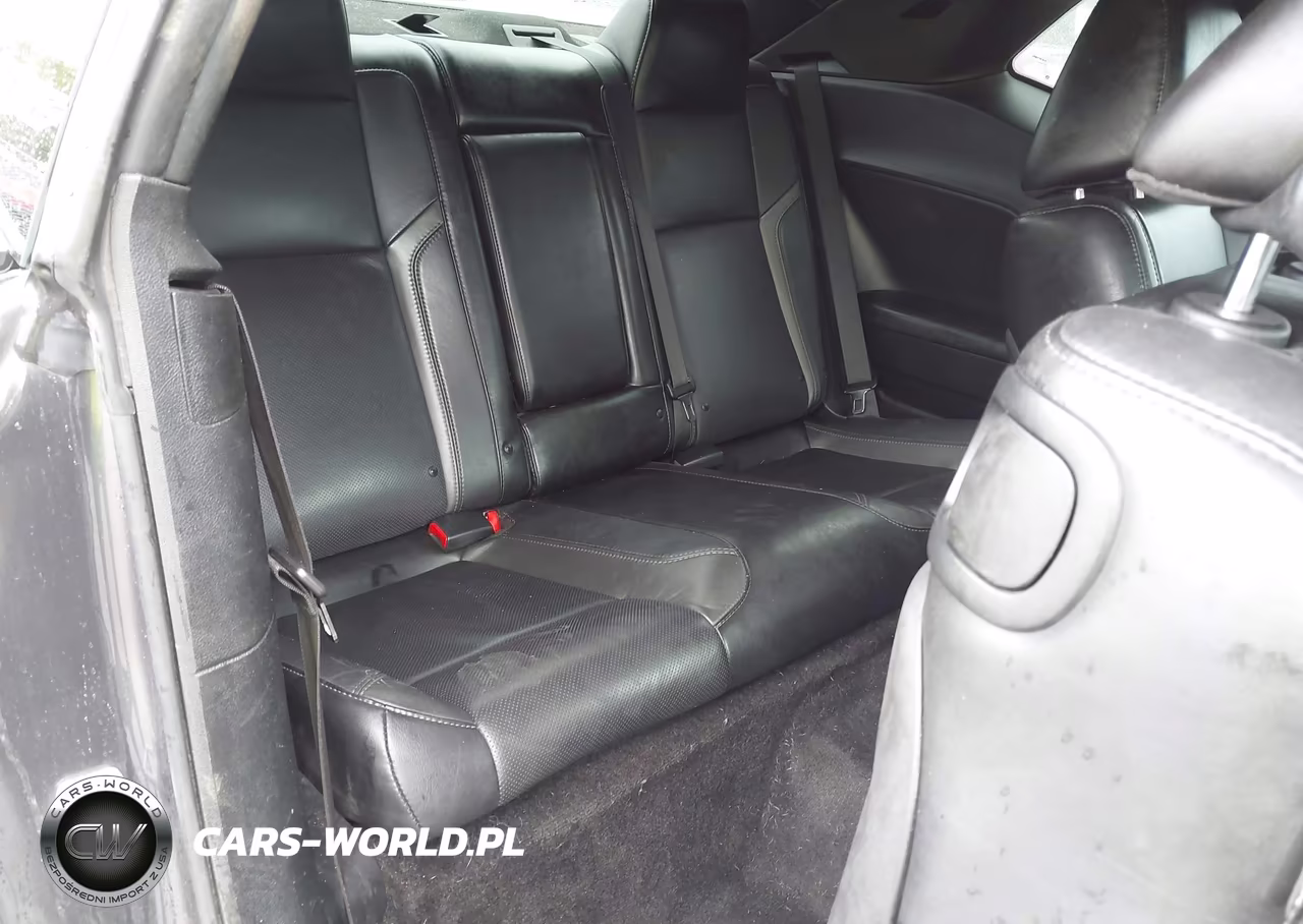 2018 Dodge Challenger Sxt Plus VIN:2C3CDZAG5JH276869 - 8
