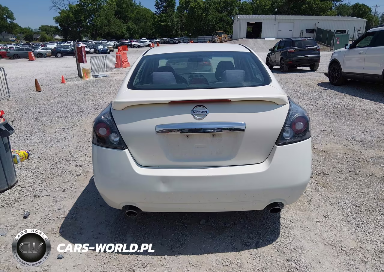 2011 Nissan Altima 2.5 S VIN:1N4AL2AP2BC172086 - 16