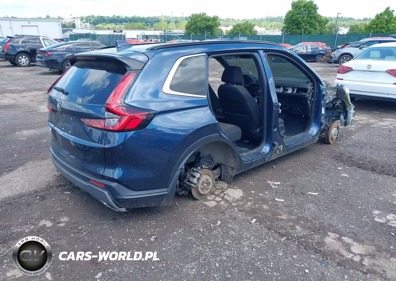 2023 Honda Cr-V Hybrid Sport VIN:2HKRS6H50PH813579 - 4