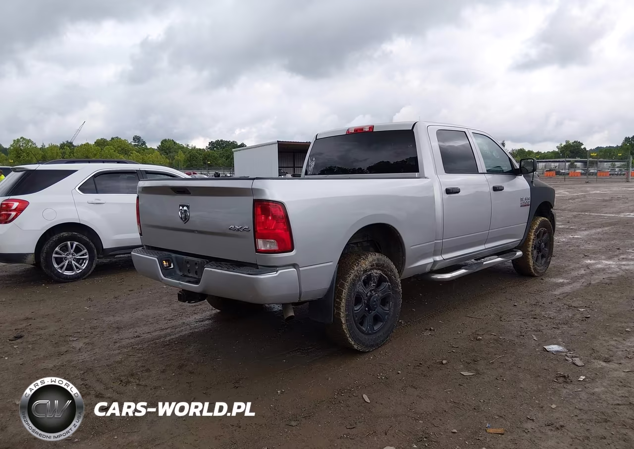2015 Ram 2500 Tradesman VIN:3C6TR5CT8FG705419 - 4