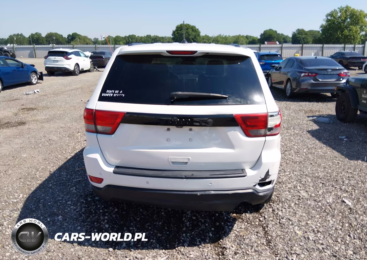 2012 Jeep Grand Cherokee Laredo VIN:1C4RJEAG0CC355945 - 16