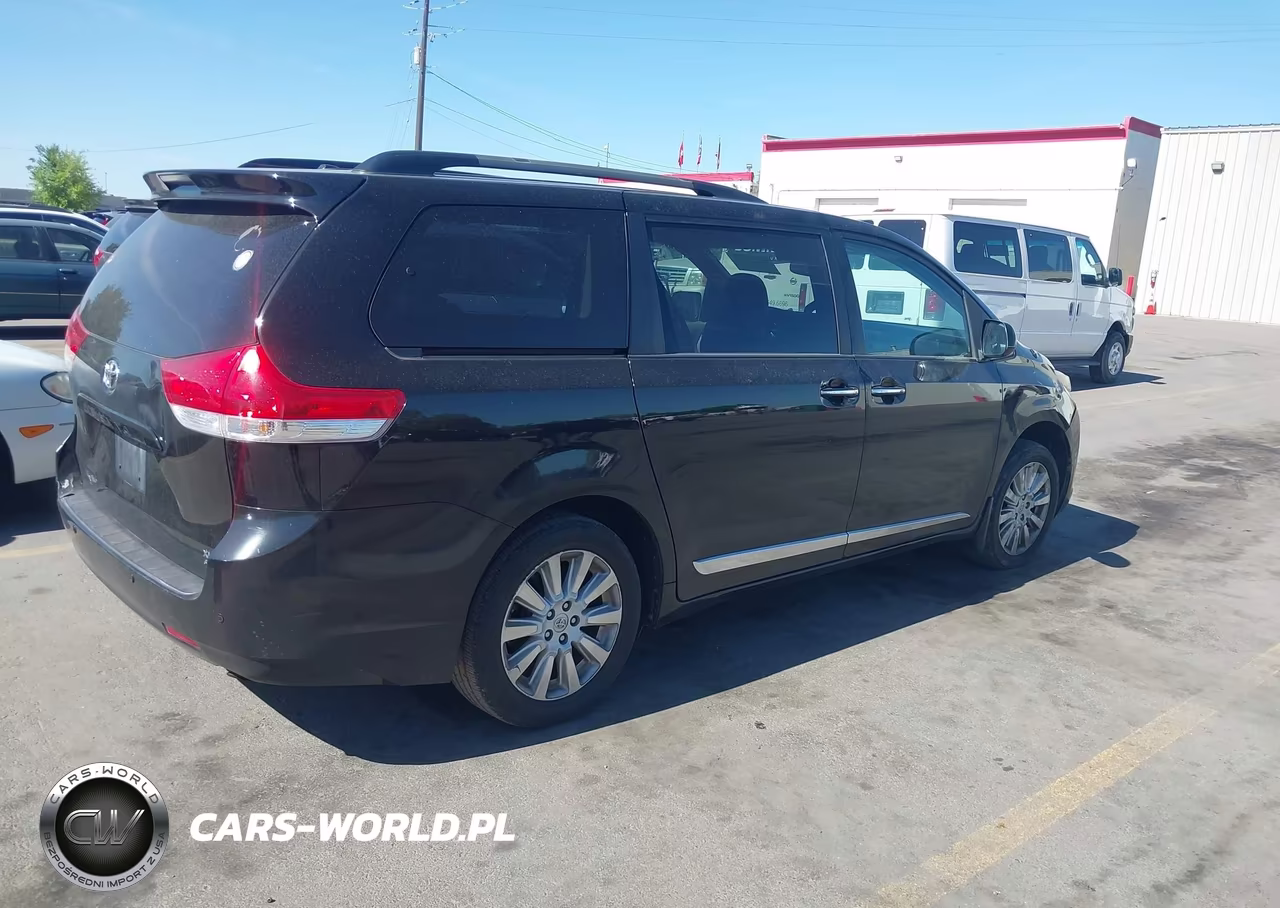 2013 Toyota Sienna Xle 7 Passenger VIN:5TDDK3DC5DS051191 - 4