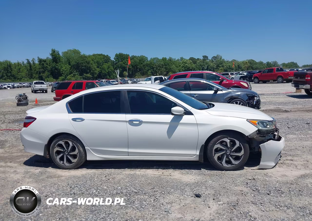 2017 Honda Accord Sport VIN:1HGCR2F56HA187267 - 13