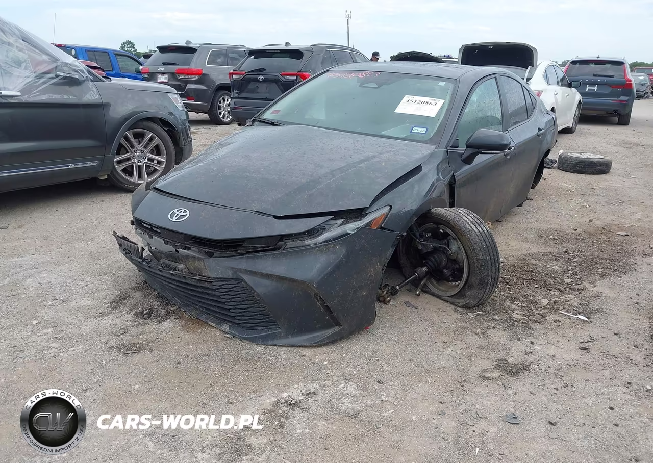 2025 Toyota Camry Le VIN:4T1DAACK5SU030913 - 2