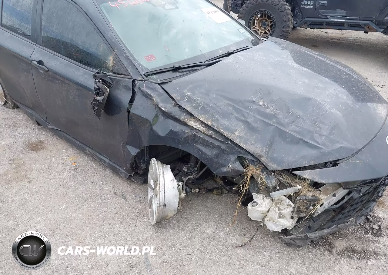 2025 Toyota Camry Le VIN:4T1DAACK5SU030913 - 6