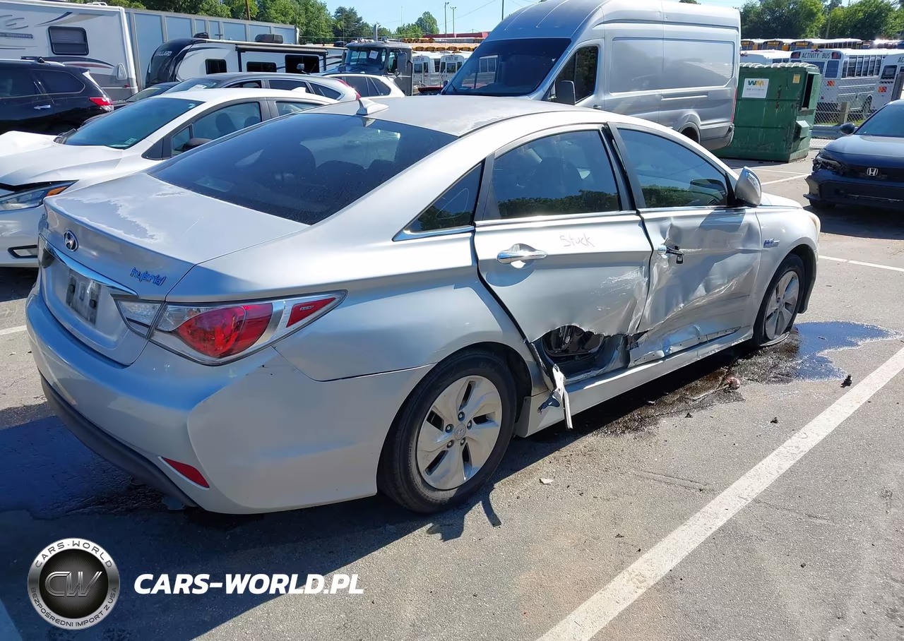 2014 Hyundai Sonata Hybrid VIN:KMHEC4A48EA116517 - 4