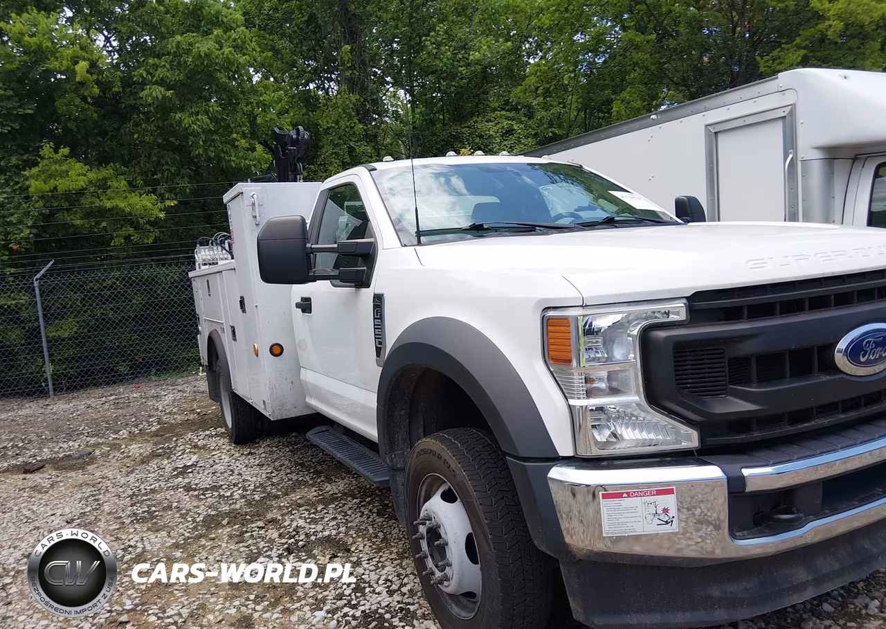 2022 Ford F-550 Chassis Xl – zdjęcie 1 z 15