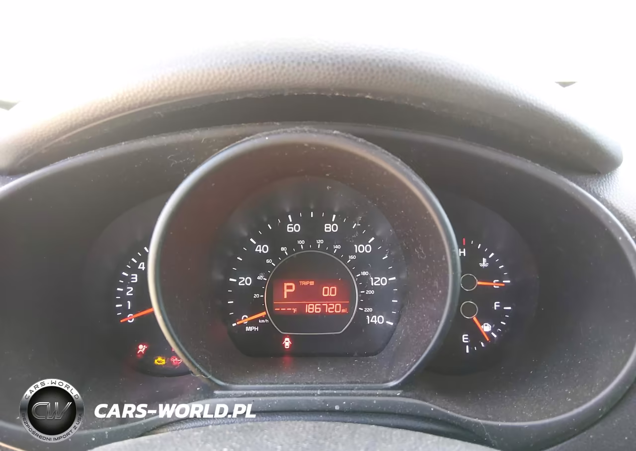2014 Kia Soul + VIN:KNDJP3A55E7721716 - 7