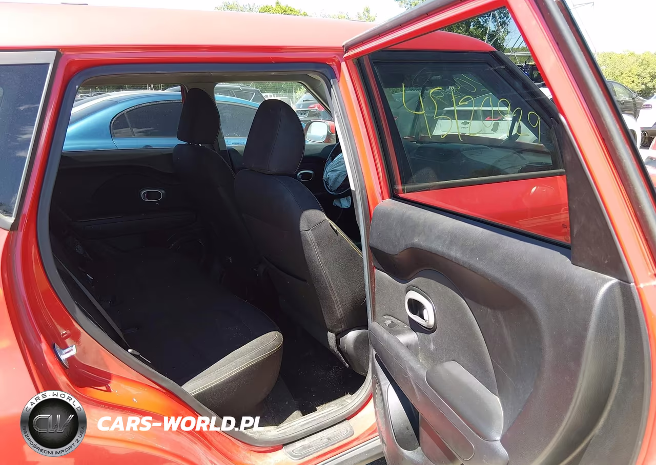 2014 Kia Soul + VIN:KNDJP3A55E7721716 - 8