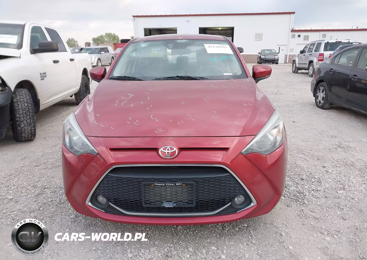 2019 Toyota Yaris Le VIN:3MYDLBYV5KY517518 - 12