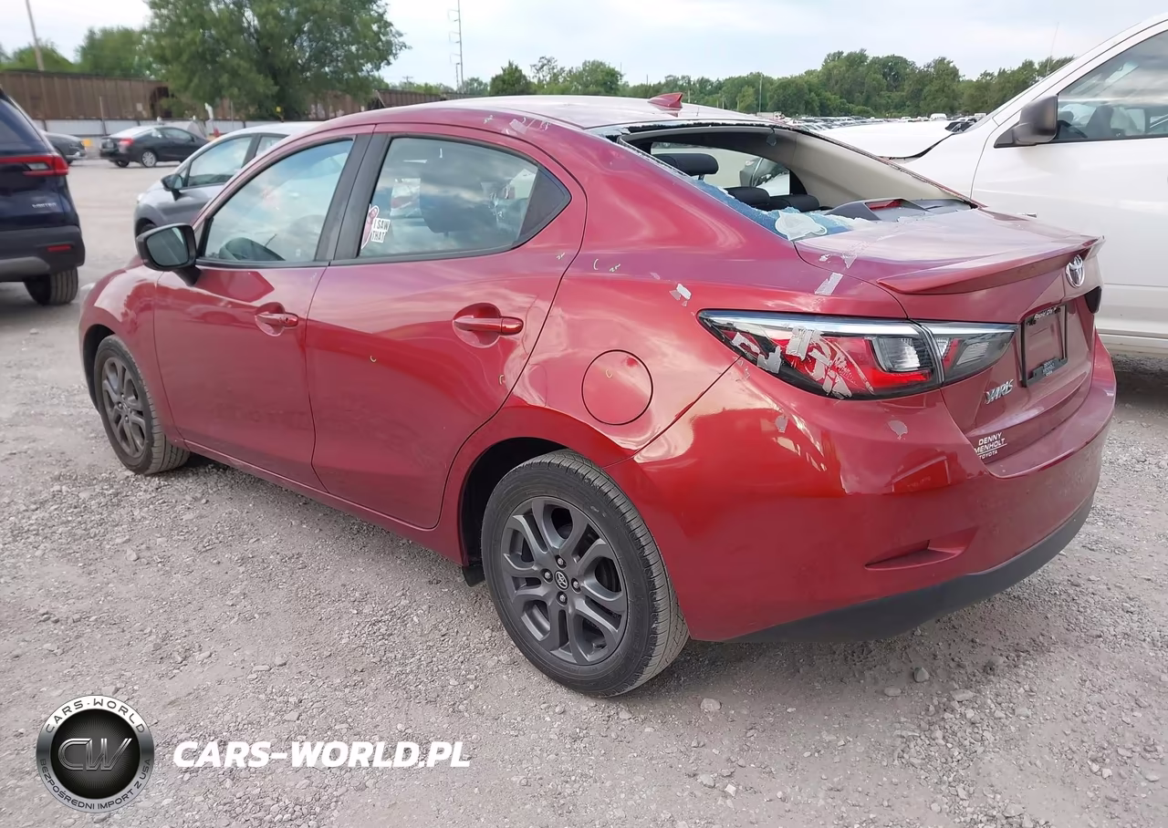 2019 Toyota Yaris Le VIN:3MYDLBYV5KY517518 - 3