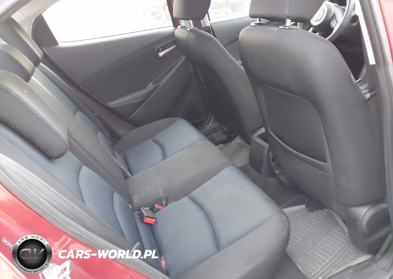 2019 Toyota Yaris Le VIN:3MYDLBYV5KY517518 - 8