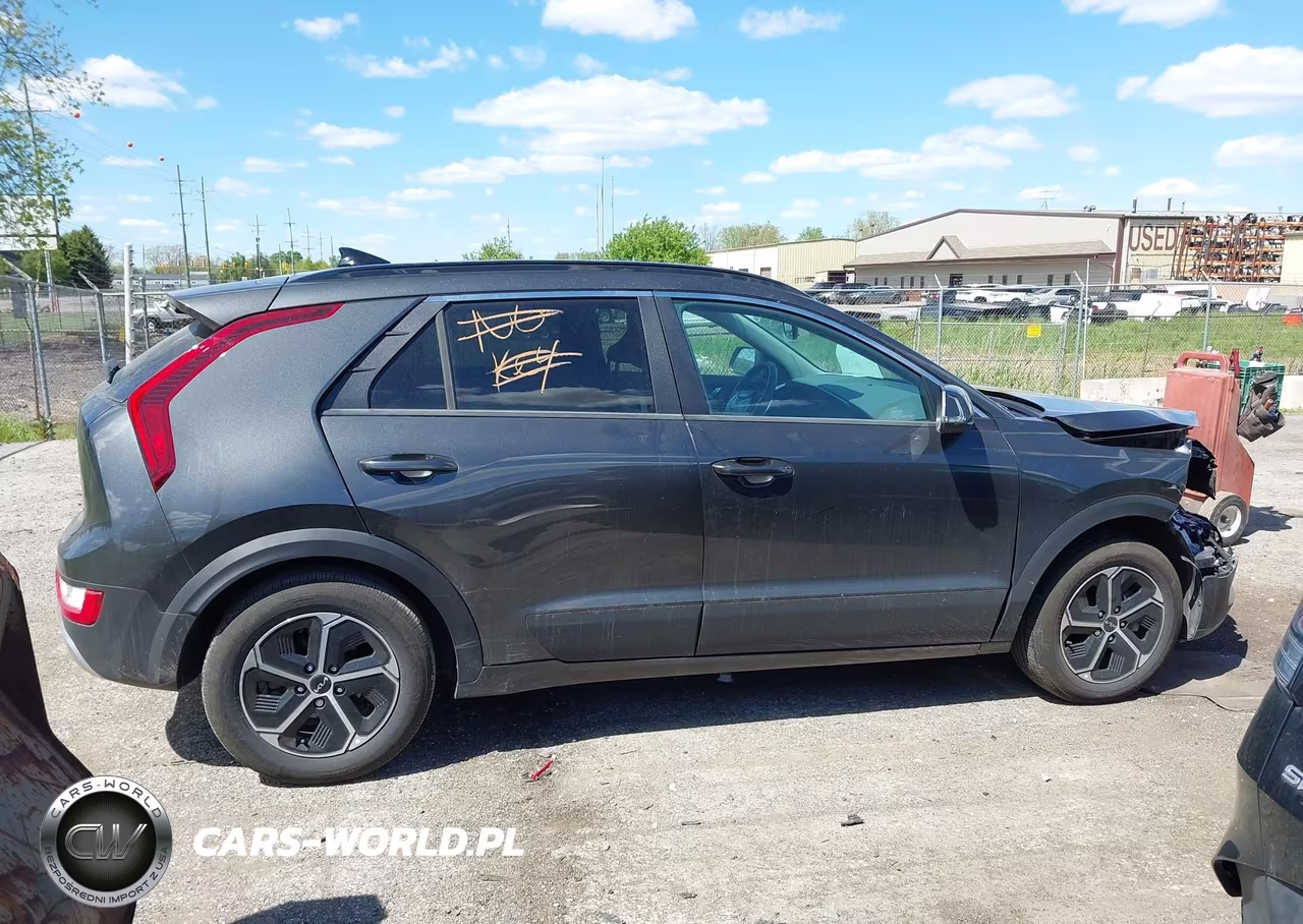 2025 Kia Niro Ex VIN:KNDCR3LE2S5257601 - 13
