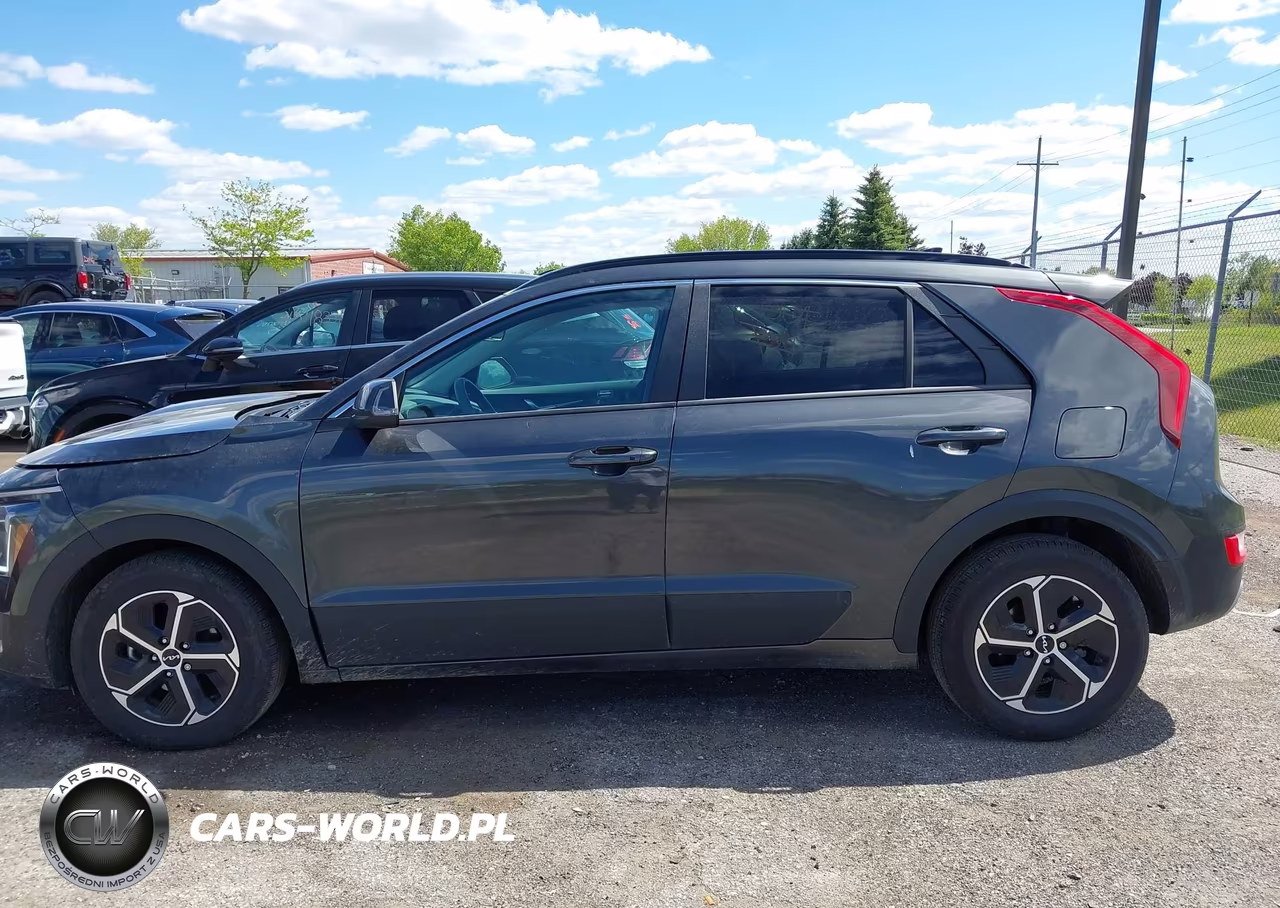 2025 Kia Niro Ex VIN:KNDCR3LE2S5257601 - 14