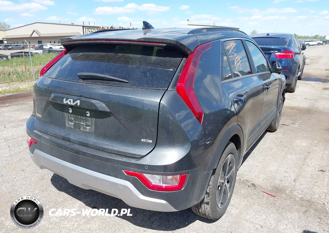 2025 Kia Niro Ex VIN:KNDCR3LE2S5257601 - 4