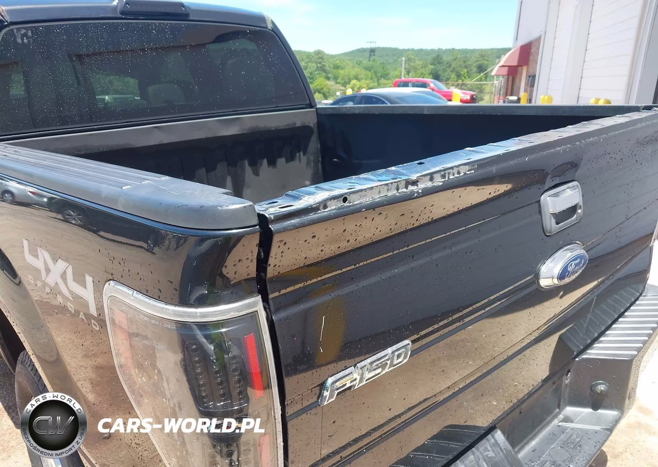 2014 Ford F-150 Xlt VIN:1FTFW1ET4EFC69057 - 17