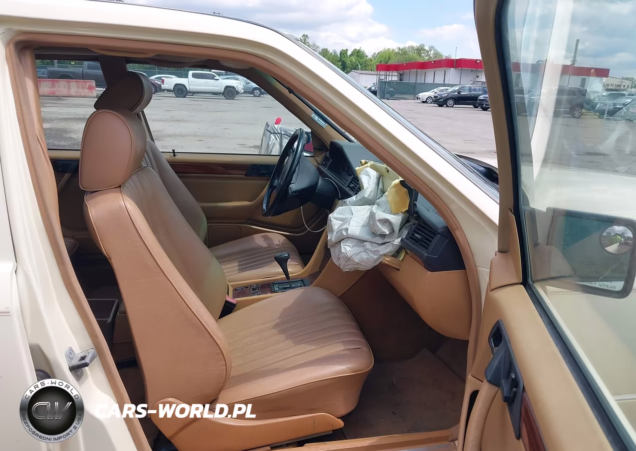 1992 Mercedes-Benz 300 D VIN:WDBEB28E3NB559600 - 5