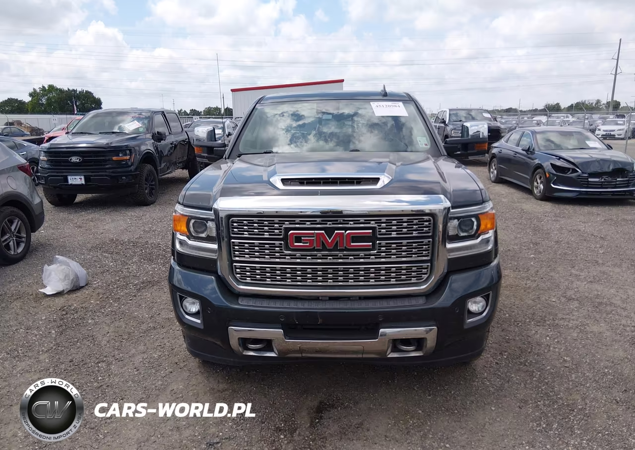 2018 GMC Sierra 2500Hd Denali VIN:1GT12UEY7JF111583 - 13