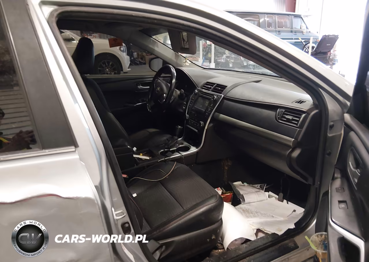 2015 Toyota Camry Se VIN:4T1BF1FK4FU913265 - 5