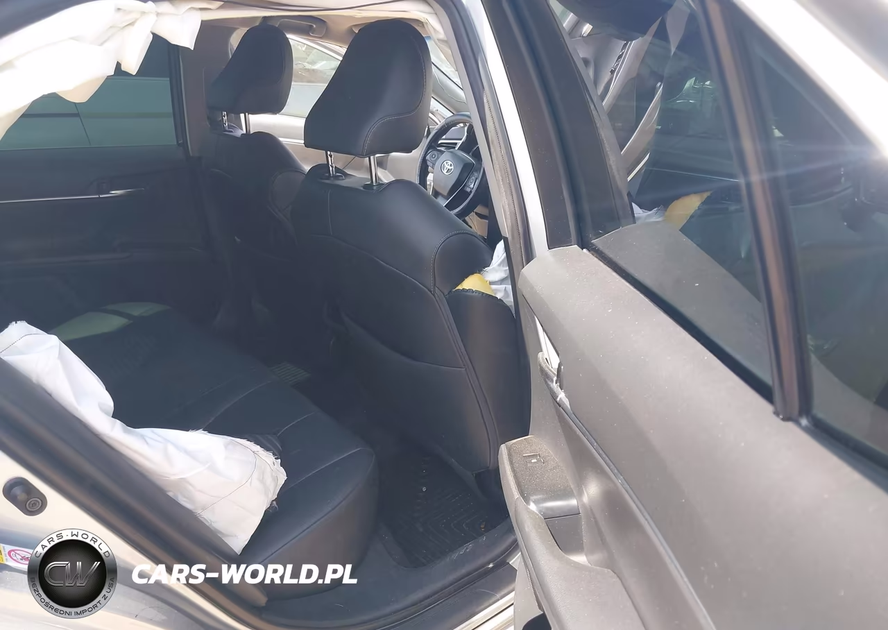 2018 Toyota Camry Se VIN:4T1B11HK0JU518181 - 8