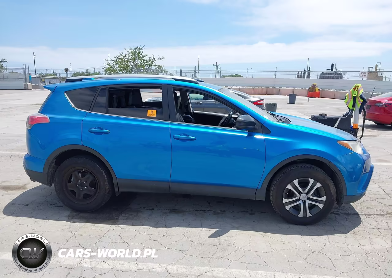2017 Toyota Rav4 Le VIN:JTMZFREV8HJ105700 - 13