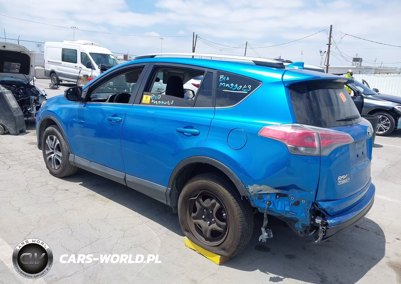 2017 Toyota Rav4 Le VIN:JTMZFREV8HJ105700 - 3