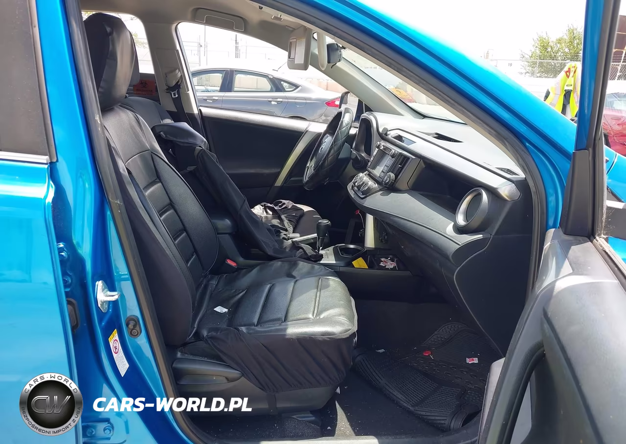 2017 Toyota Rav4 Le VIN:JTMZFREV8HJ105700 - 5