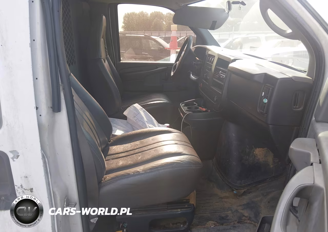 2008 Chevrolet Express Work Van VIN:1GCFG15X881196521 - 5