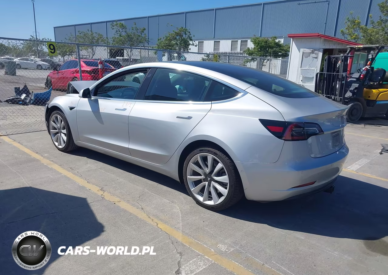 2018 Tesla Model 3 Long Range-Performance VIN:5YJ3E1EB1JF091085 - 3