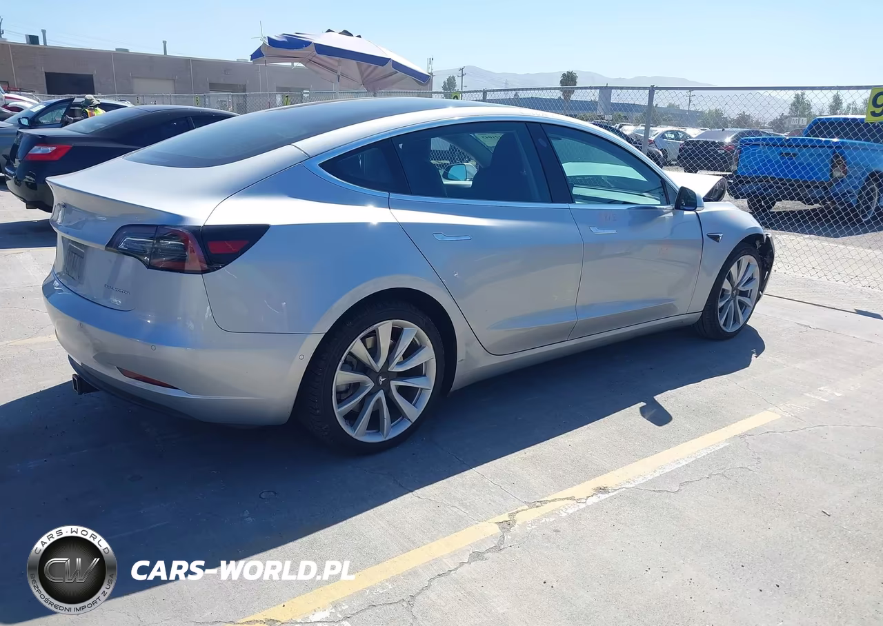 2018 Tesla Model 3 Long Range-Performance VIN:5YJ3E1EB1JF091085 - 4