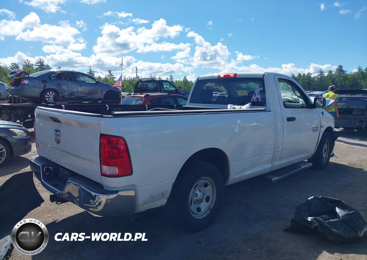 2016 Ram 1500 Tradesman VIN:3C6JR6DT8GG257387 - 4