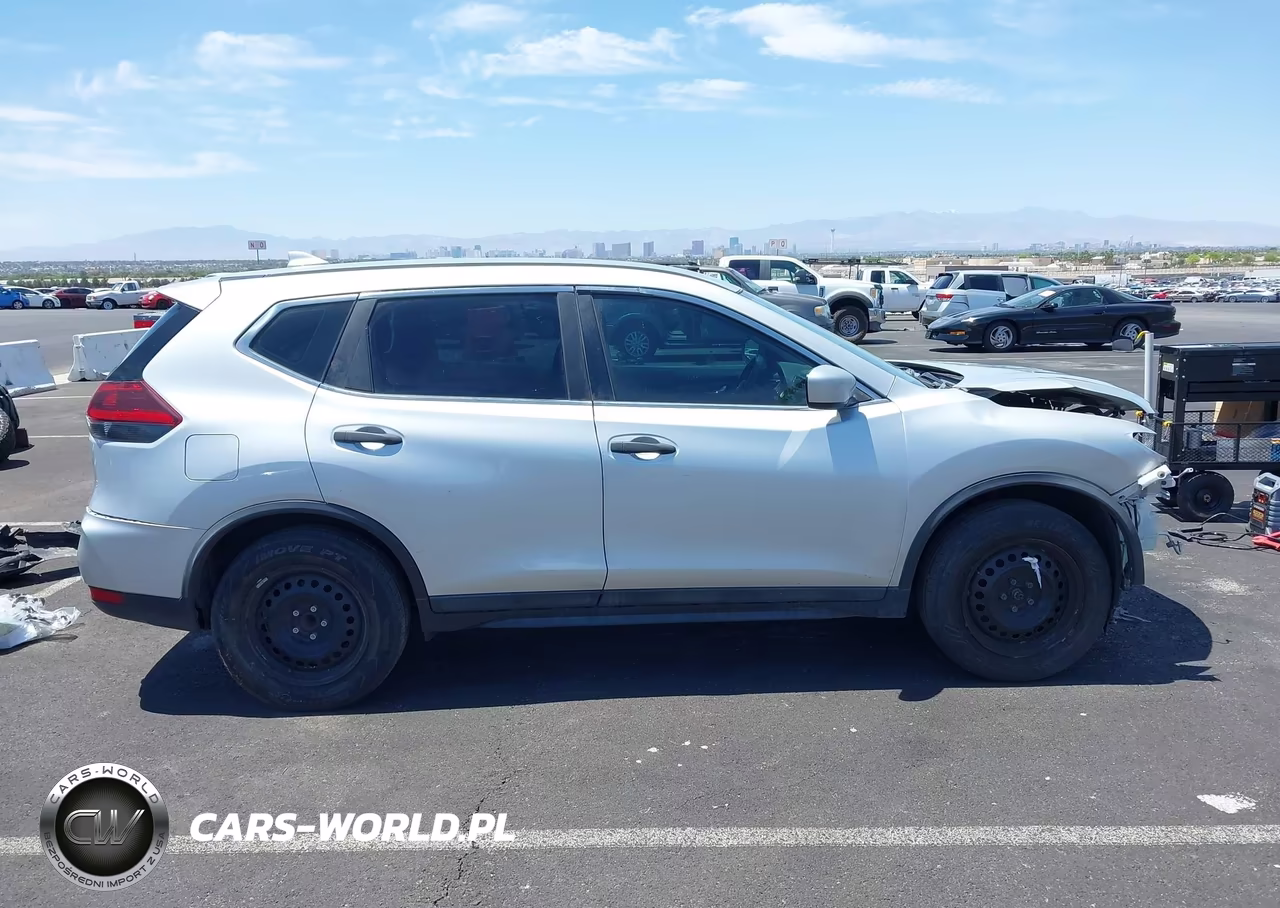 2018 Nissan Rogue S VIN:5N1AT2MT8JC711307 - 14
