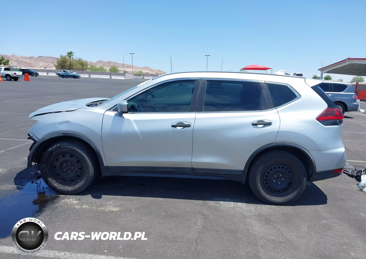 2018 Nissan Rogue S VIN:5N1AT2MT8JC711307 - 15