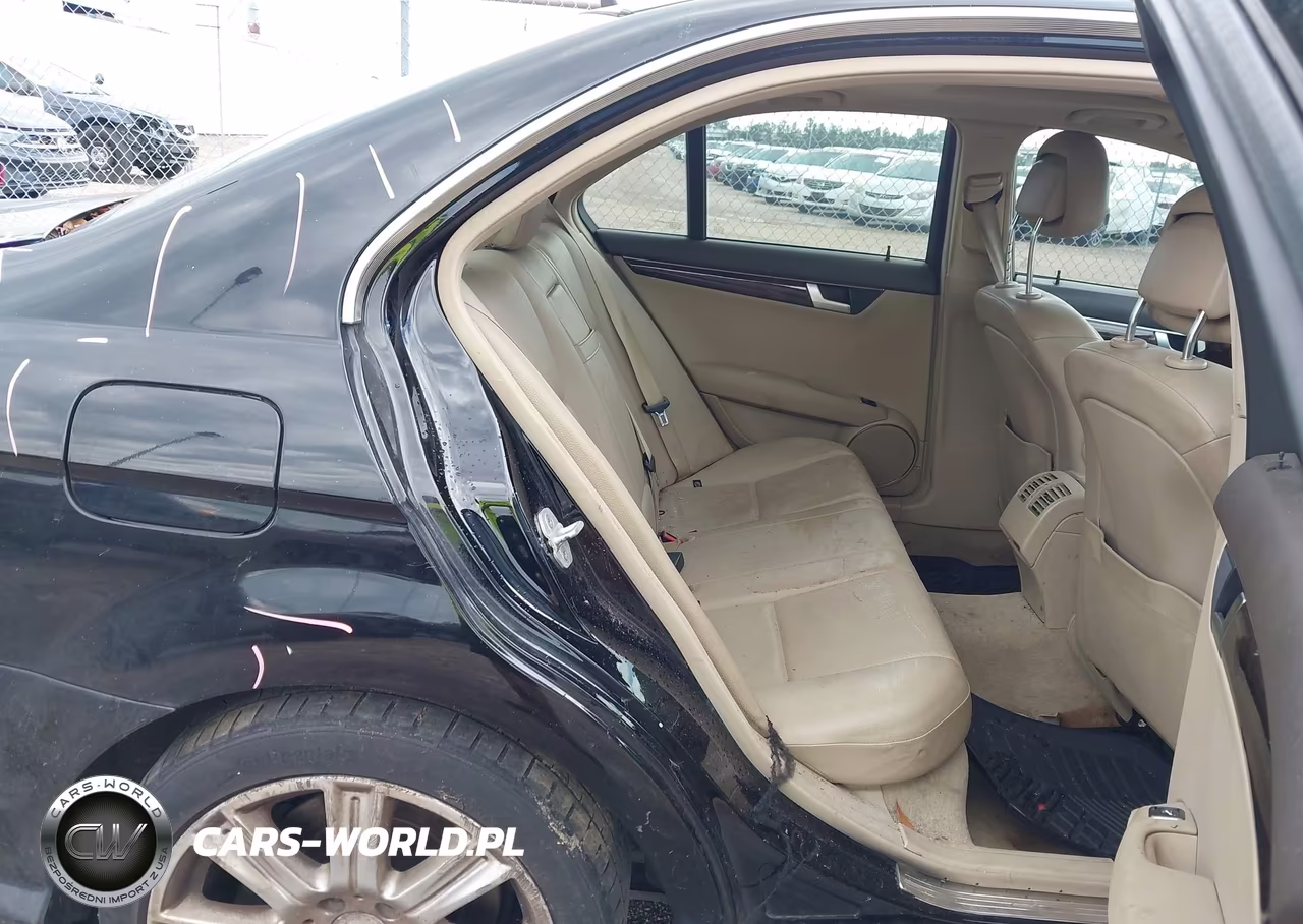 2013 Mercedes-Benz C 250 Sport VIN:WDDGF4HB6DG091921 - 8