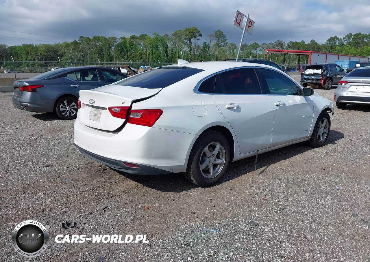 2017 Chevrolet Malibu 1Lt VIN:1G1ZE5STXHF180263 - 4