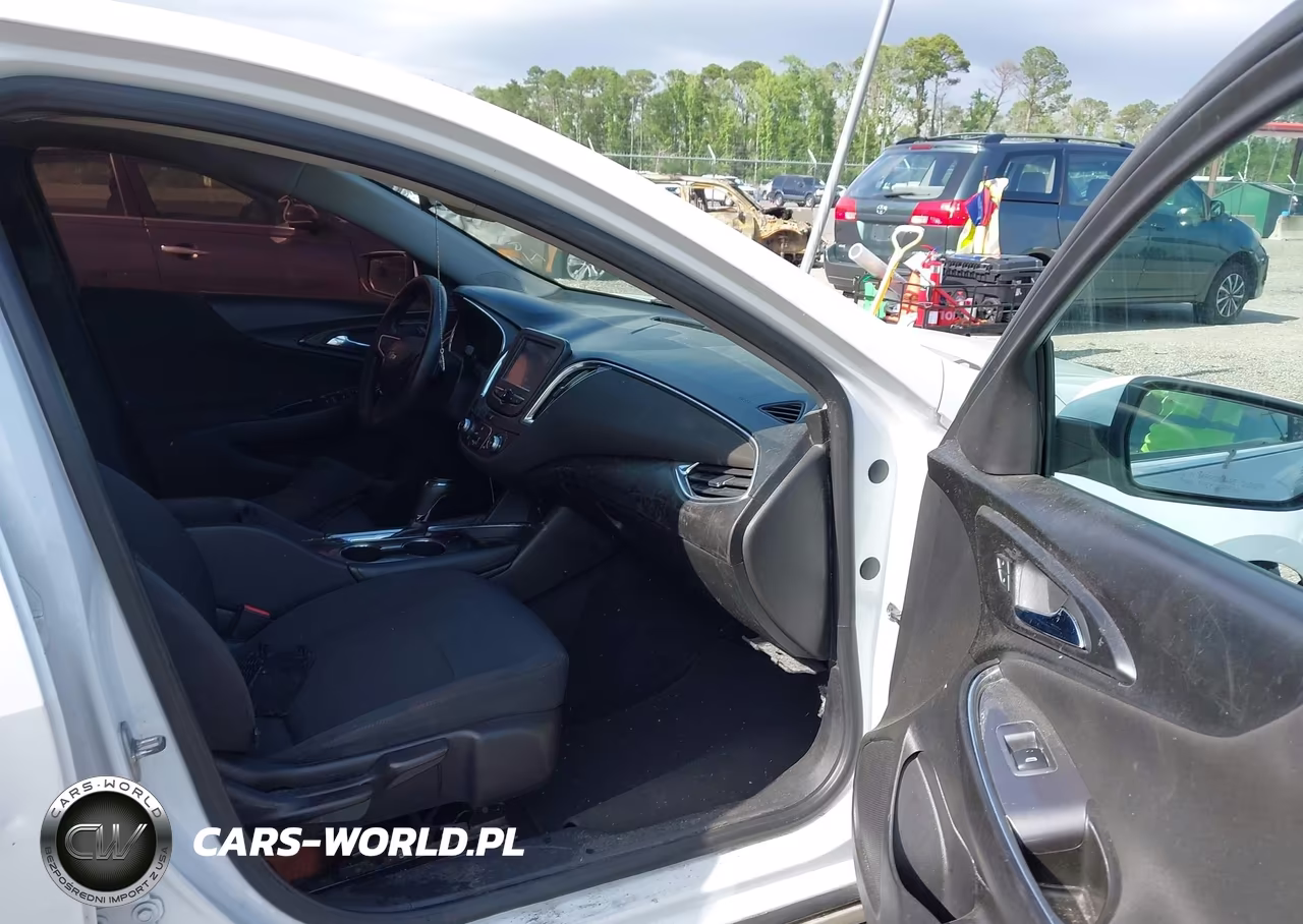 2017 Chevrolet Malibu 1Lt VIN:1G1ZE5STXHF180263 - 5