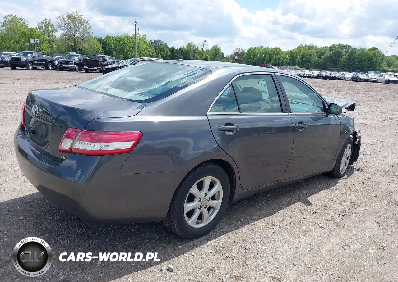 2010 Toyota Camry Le VIN:4T1BF3EK0AU113231 - 4